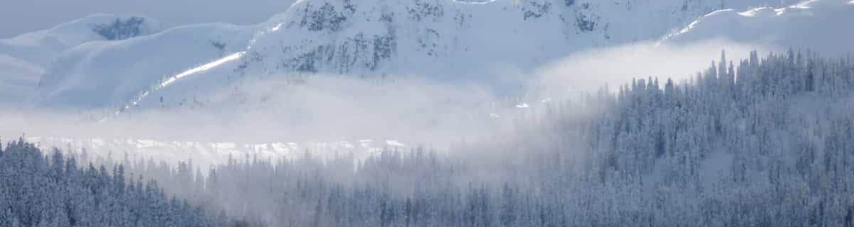 station de ski enneigée