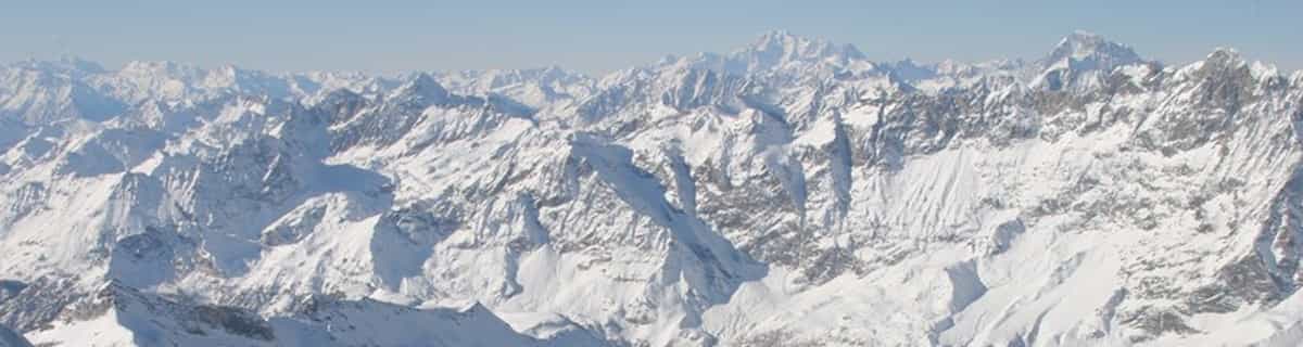 station de ski enneigée